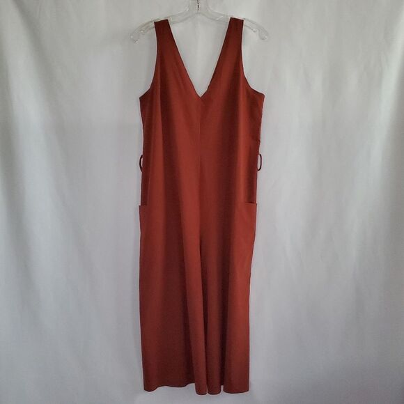 Athleta Women's Jumpsuit Medium Petite Burgundy Sarasota Wide Leg Sleeveless - Picture 3 of 15